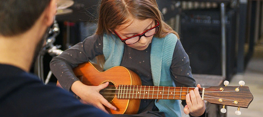 Best Age for Kids to Start Ukulele Lessons